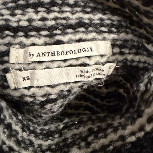 Anthropologie Women’s Black & White Striped crewneck Sweater Size XS - Picture 8 of 10